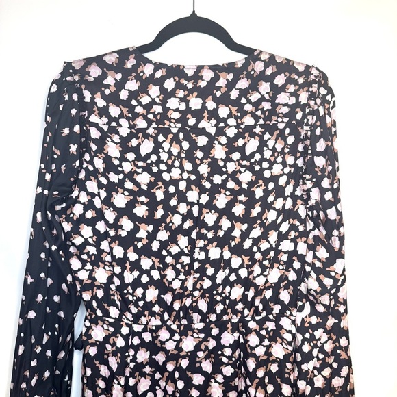 PAIGE Carrie Ann Floral Long Sleeve Wrap Dress with Ruffle Hem Size M - Picture 10 of 11